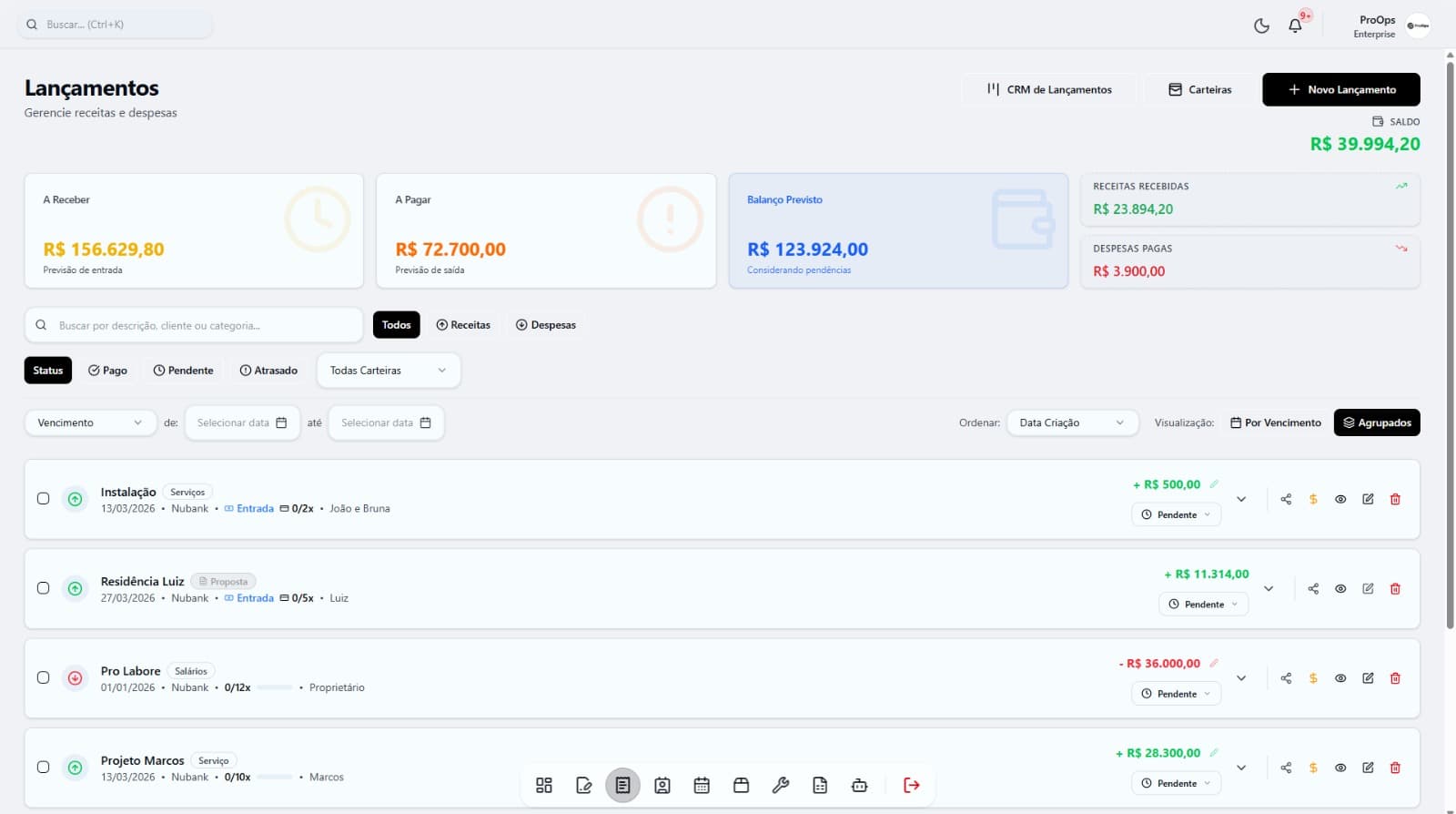 Módulo financeiro com controle de receitas e despesas